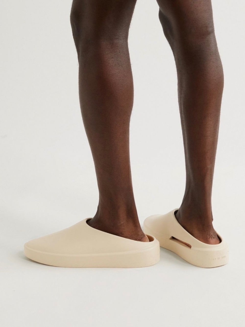 FEAR OF GOD THE CALIFORNIA SLIP-ON SNEAKERS BEIGE  44/12 MENS